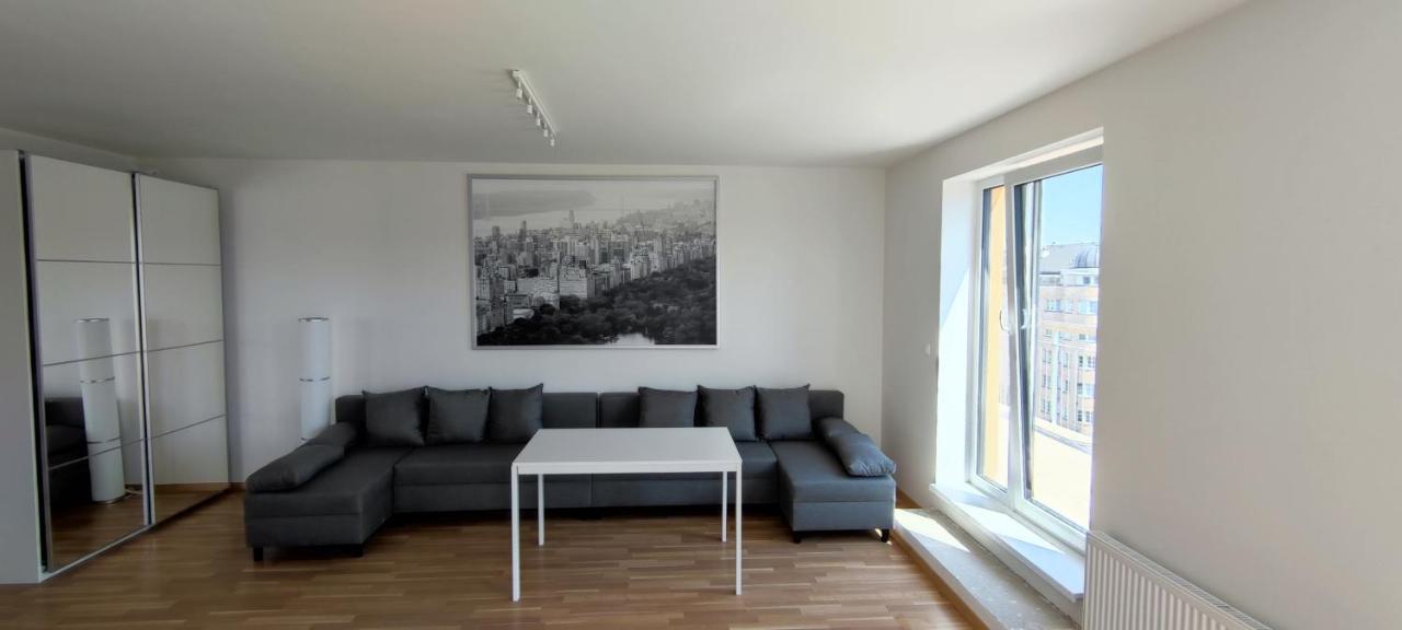 Penthouse # 81 With Panoramic City View In Elite Rezidence With Free Parking Прага Экстерьер фото